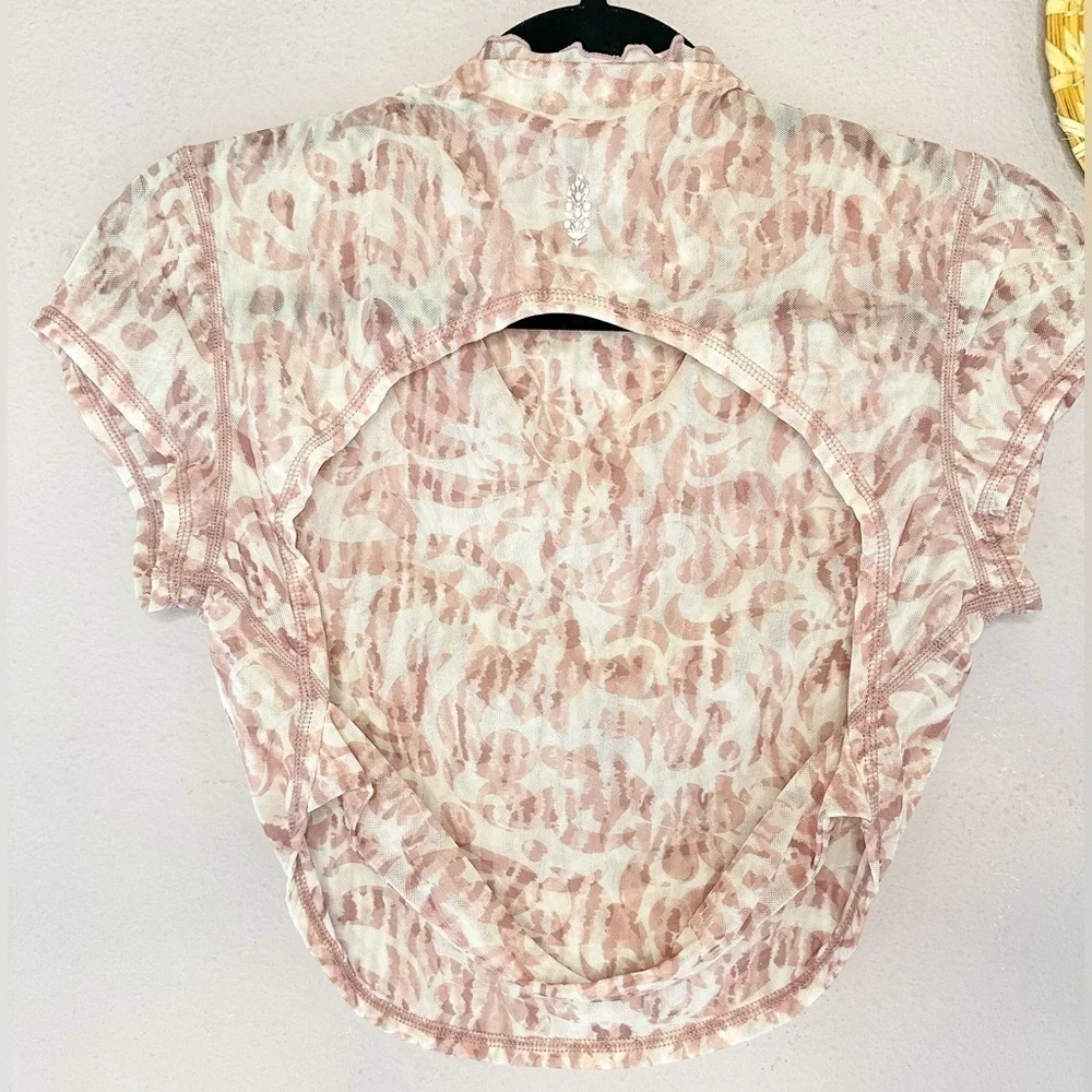 Free People Movement Sheer Top‎ Size Medium